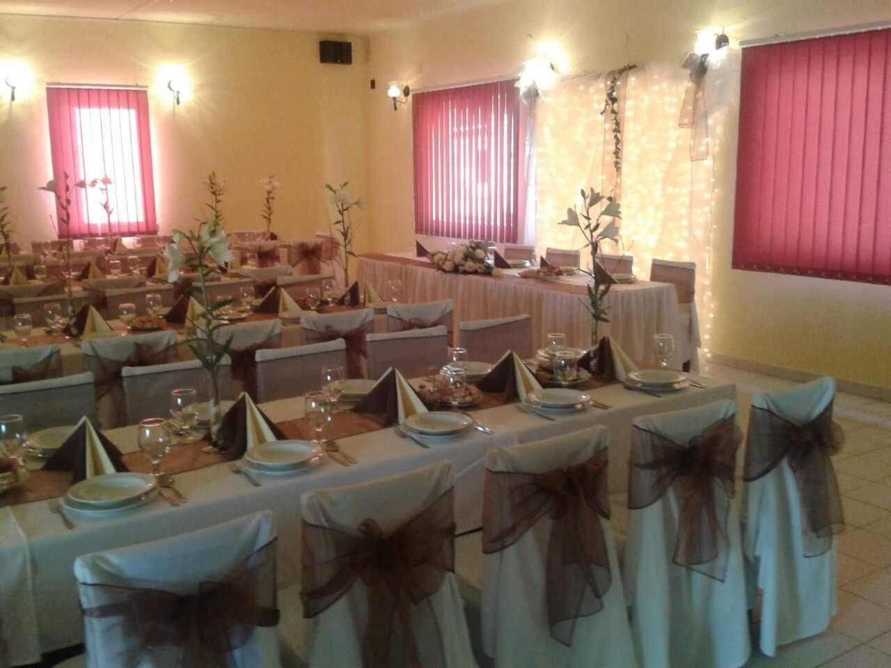 Platan Panzio Bed & Breakfast Nagyszenas Ngoại thất bức ảnh