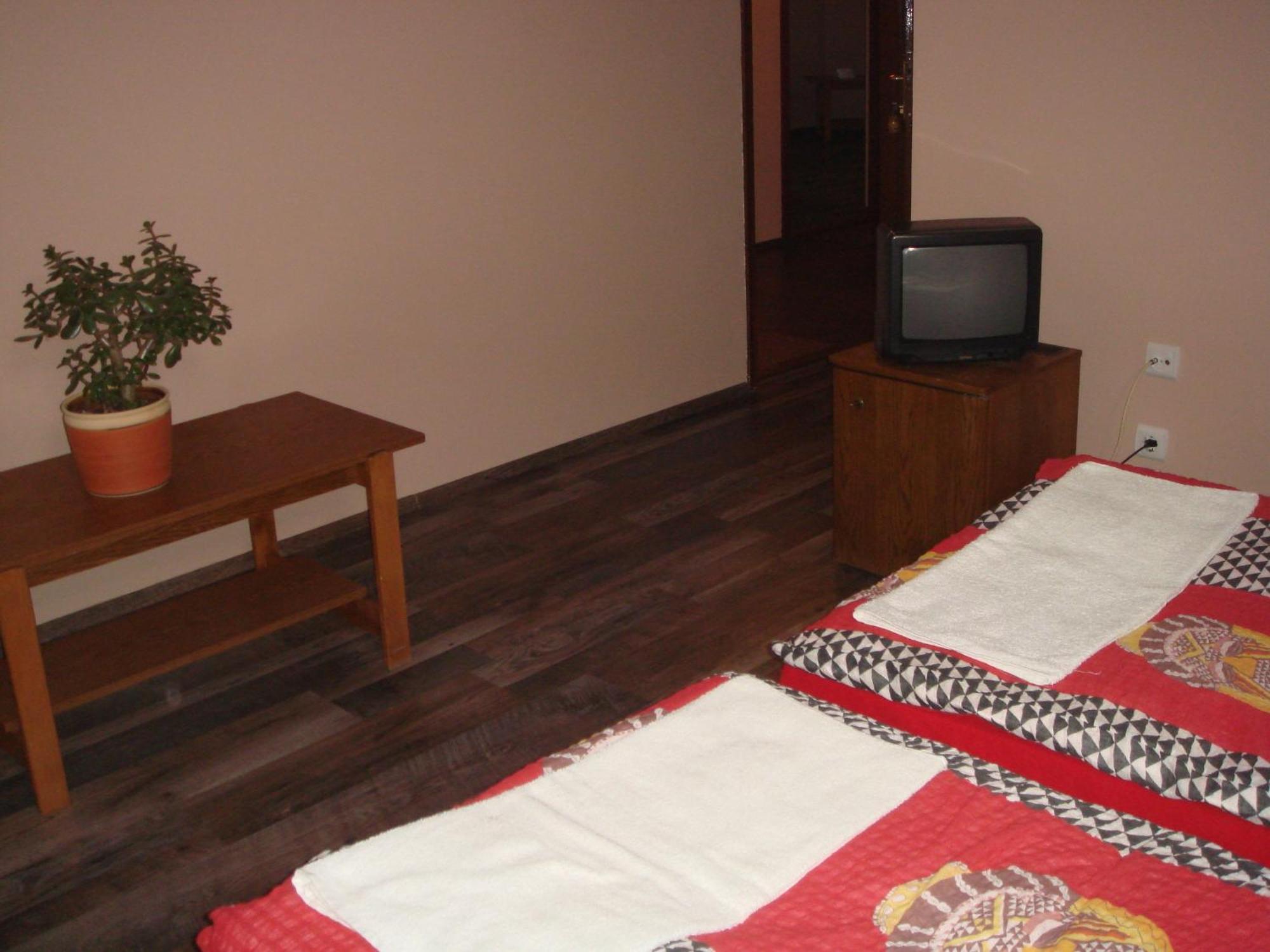 Platan Panzio Bed & Breakfast Nagyszenas Ngoại thất bức ảnh